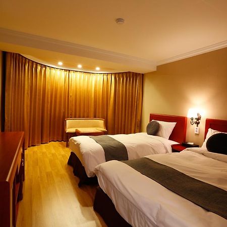 Anmyeondo Plaza Hotel Taean Exterior foto