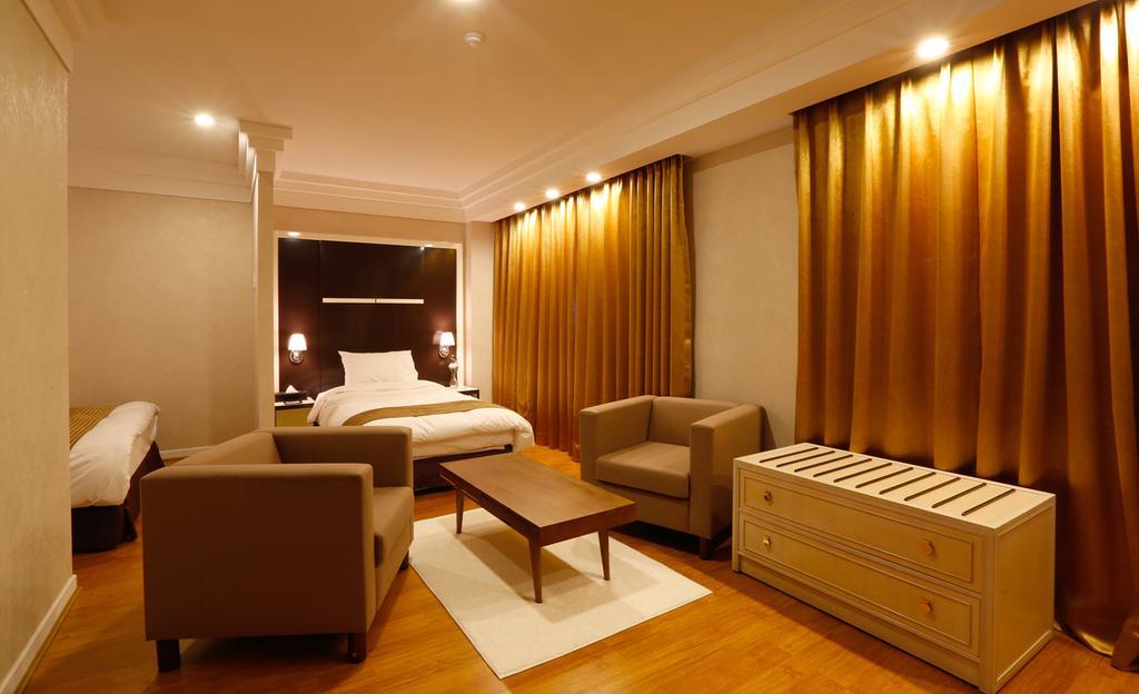 Anmyeondo Plaza Hotel Taean Exterior foto