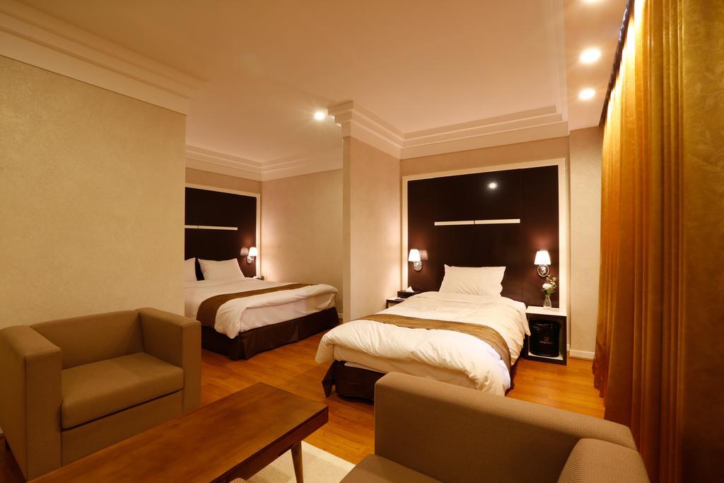 Anmyeondo Plaza Hotel Taean Exterior foto
